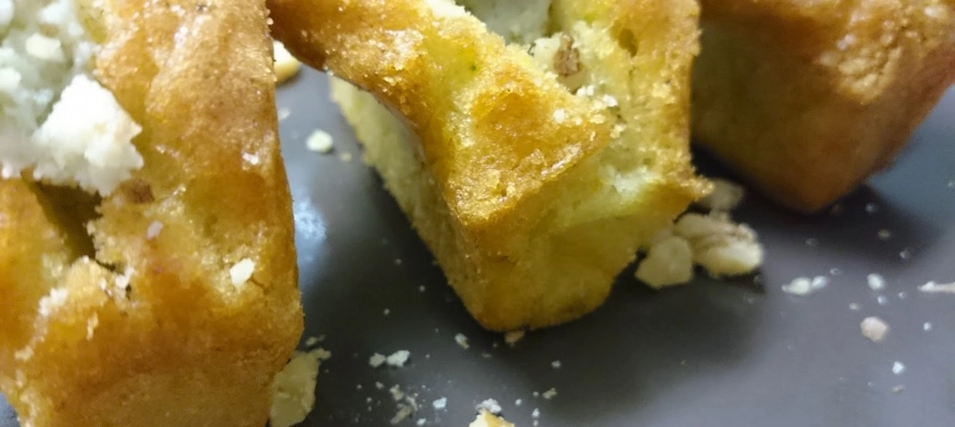 Para todos, Thermomix. Mini cakes de calabacín con crema de quesos y nueces.