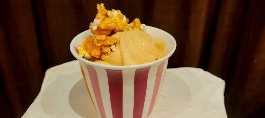 Helado de palomitas de caramelo. Postres gourmet con Thermomix