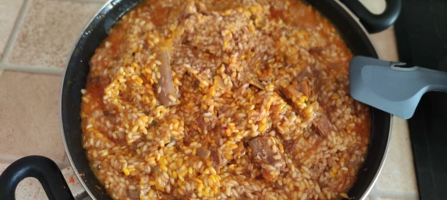 Arroz con punta de costilla