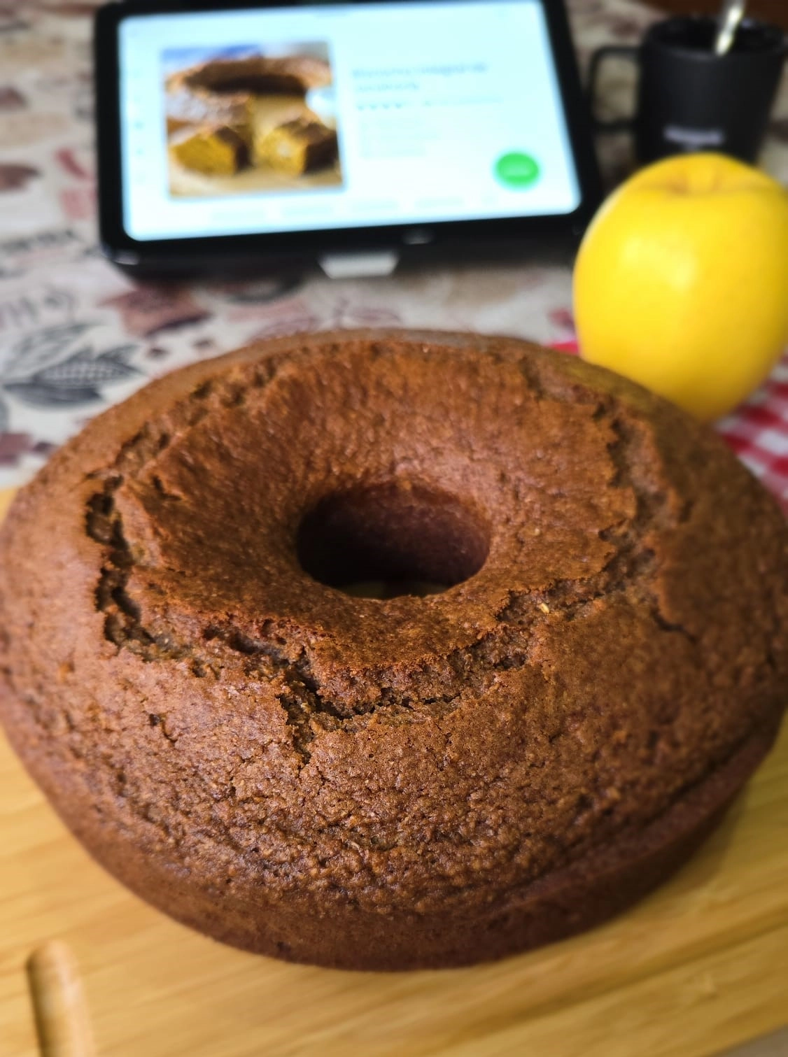 BIZCOCHO DE ESPELTA Y MANZANA