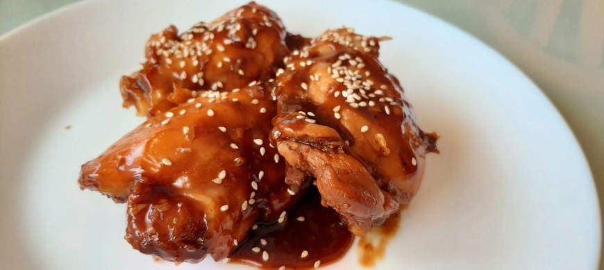 Pollo con salsa de soja, miel y limón