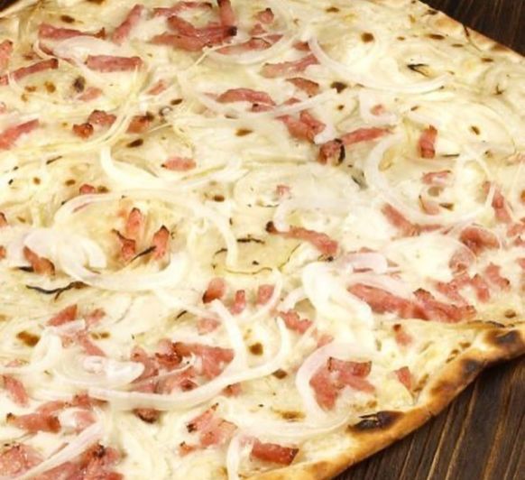 Pizza carbonara